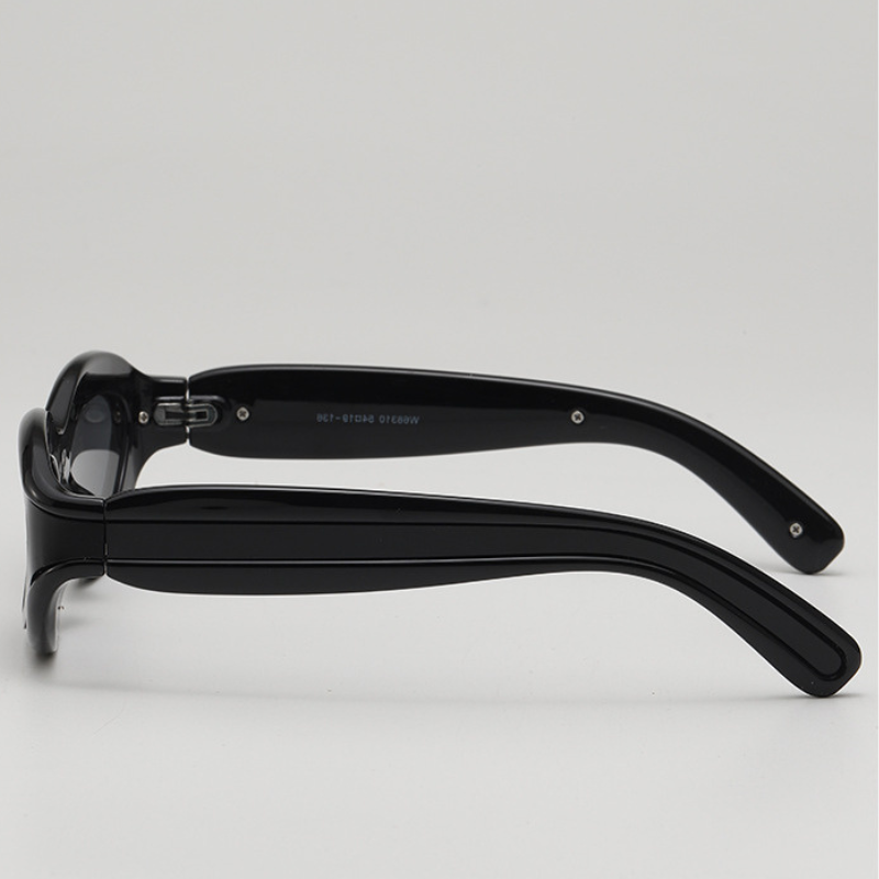LuxVision™ | Trendy Sunglasses with a Stylish Look