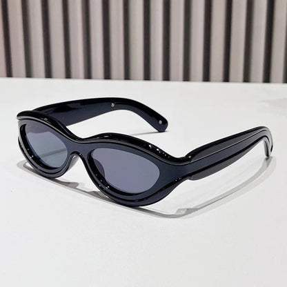 LuxVision™ | Trendy Sunglasses with a Stylish Look